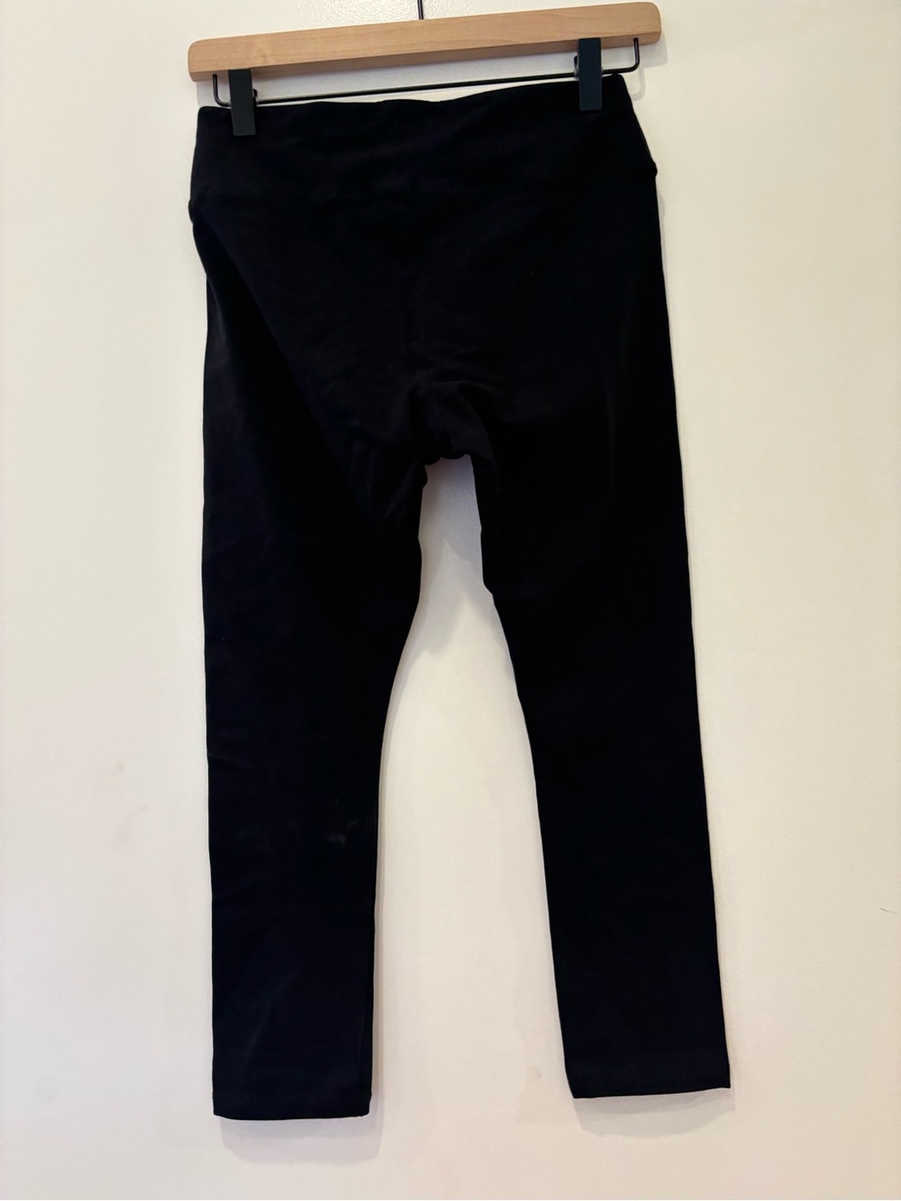 NWOT Pact Organic Cotton Cropped Capri Legging Sustainable Natural Fibers Small - Picture 2 of 3